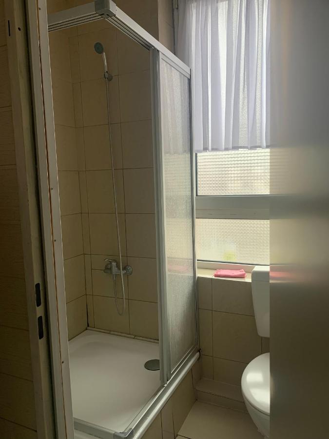 Apartamento Dachgeschoss Hof Krefeld Exterior foto